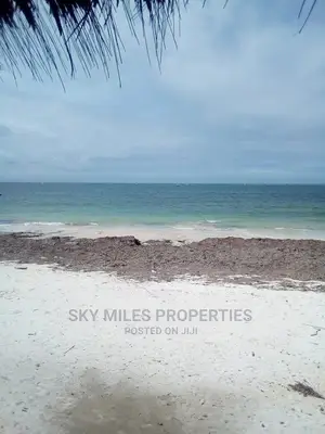 4.5 Acres Sandy Beach on Sale at Malindi.