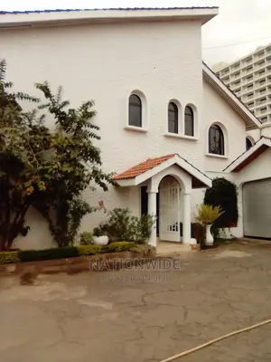 5bdrm Townhouse in Hurlingham for Rent