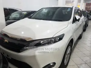 Toyota Harrier 2015 White