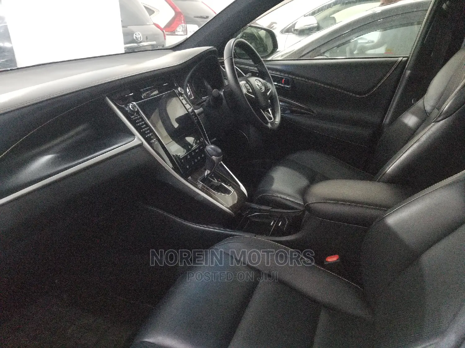 Toyota Harrier 2015 White