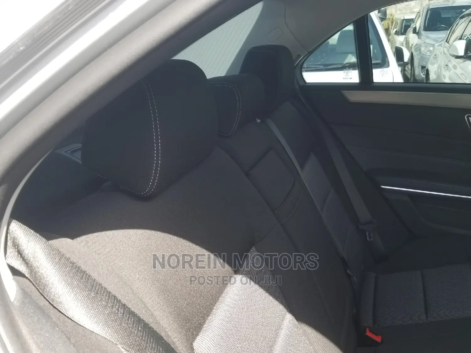 Mercedes-Benz E250 2015 Silver
