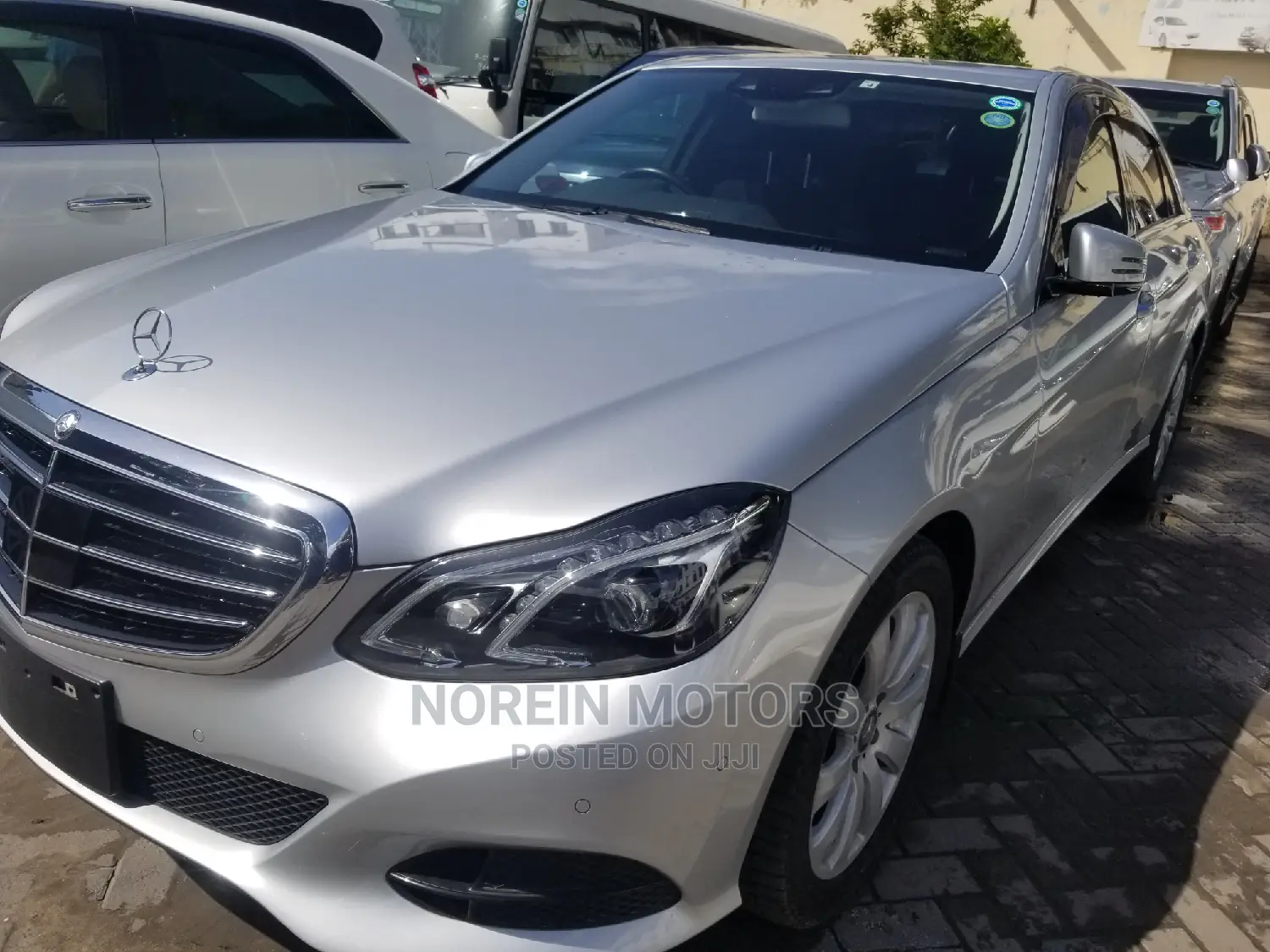 Mercedes-Benz E250 2015 Silver