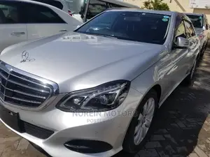 Mercedes-Benz E250 2015 Silver