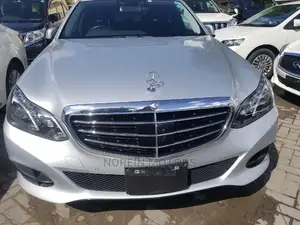 Mercedes-Benz E250 2015 Silver
