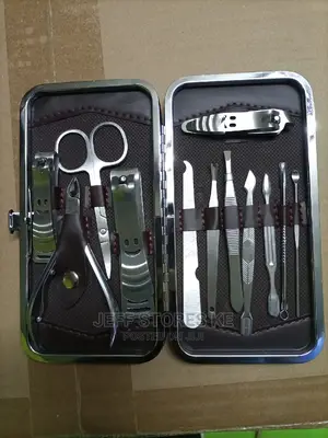 12 Piece Manicure Set