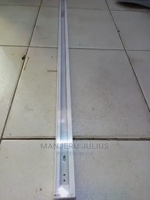 Spotlight Rail