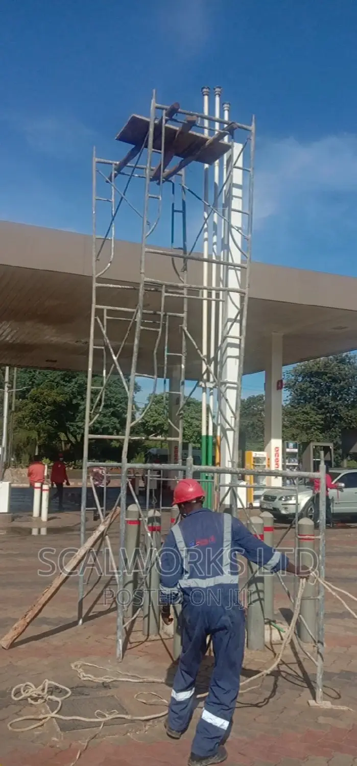 Moulding, Plaster, Painting Ladders for Hire