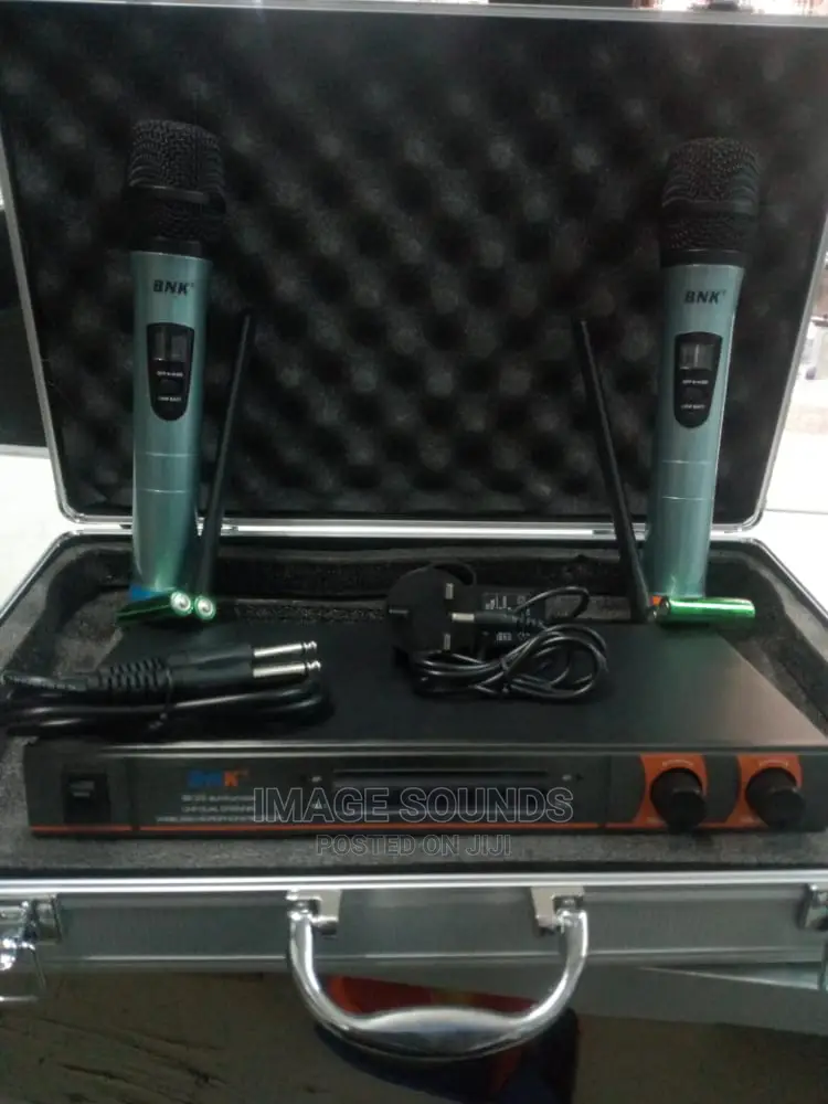 Wireless Microphone With Aluminium Box