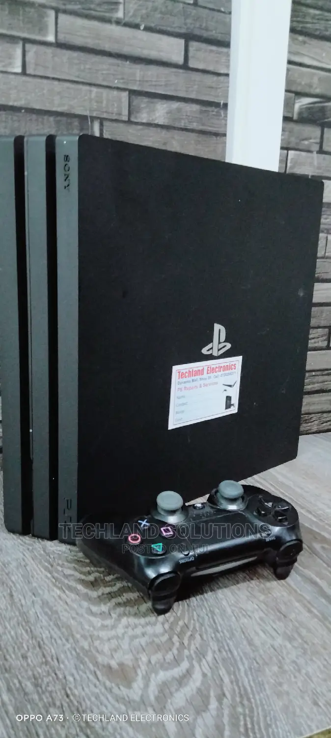 Ps4 PRO Good as New