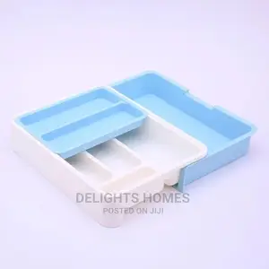 *Expandable Cutlery Organiser