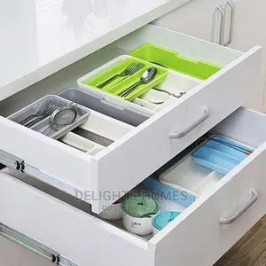 *Expandable Cutlery Organiser