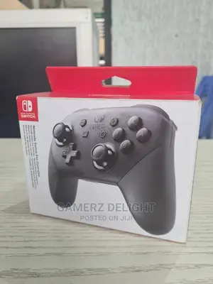 NINTENDO Switch Pro Controller