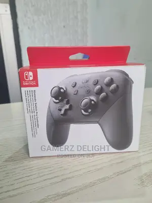 NINTENDO Switch Pro Controller