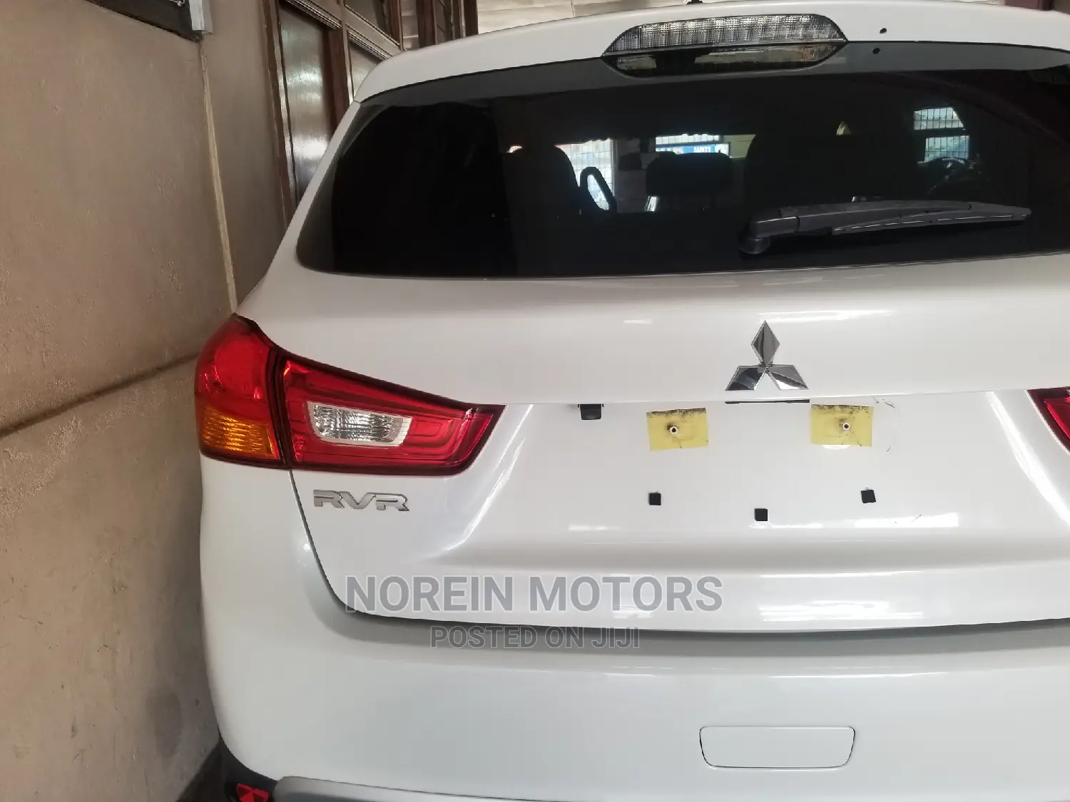 Mitsubishi RVR 2016 White