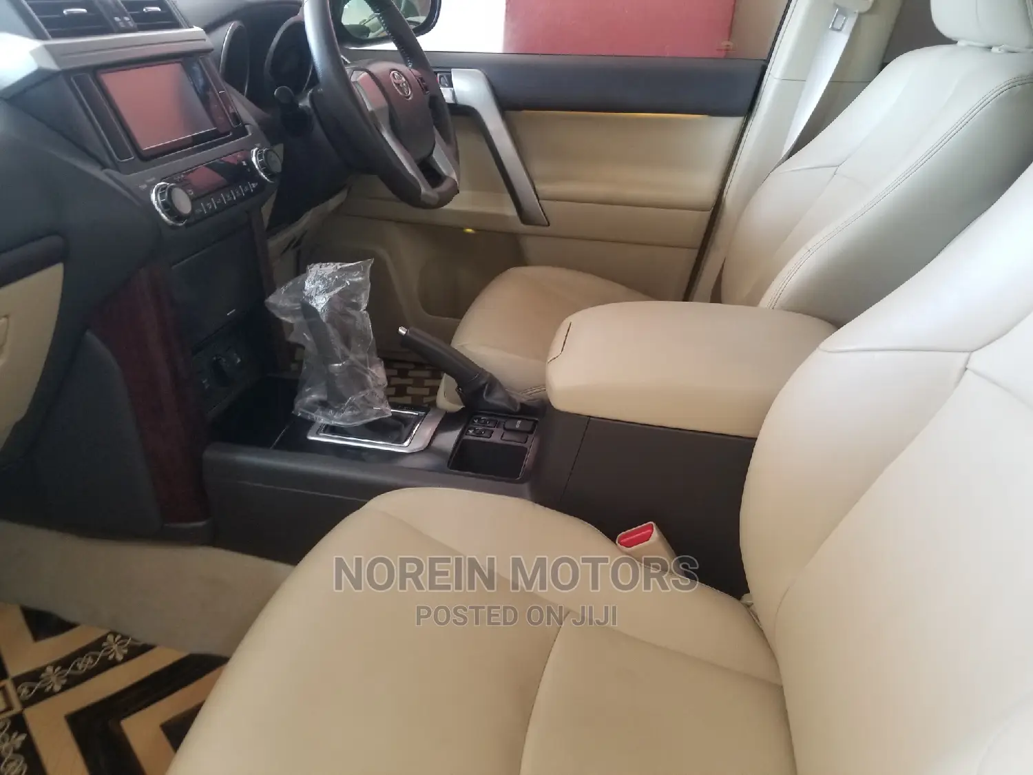 Toyota Land Cruiser Prado 2016 Red