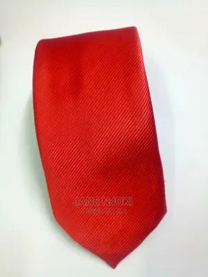 Red Tie Men