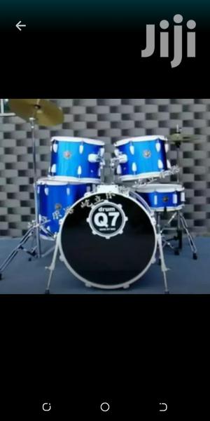 Q7 Drum Set