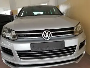 Volkswagen Touareg 2015 Silver