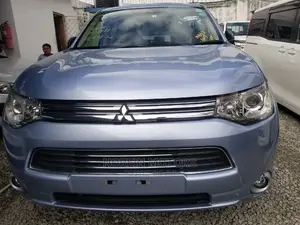Mitsubishi Outlander 2014 Blue