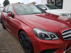 Mercedes-Benz E250 2015 Red