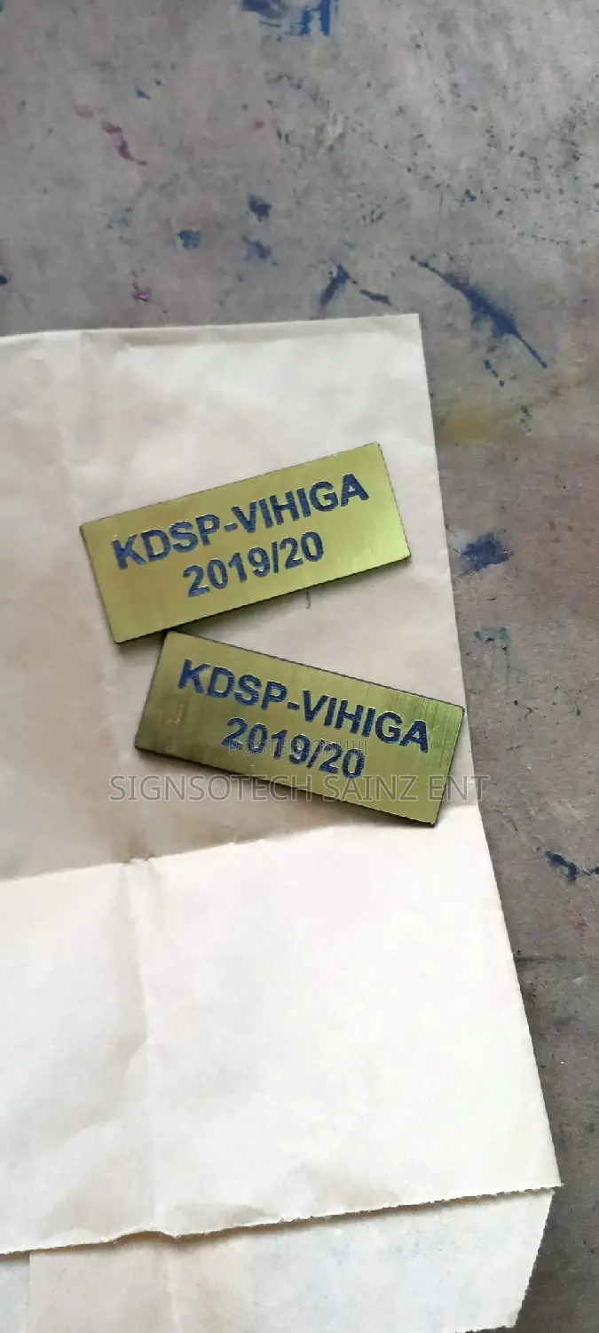 Asset Tagging Office Signs