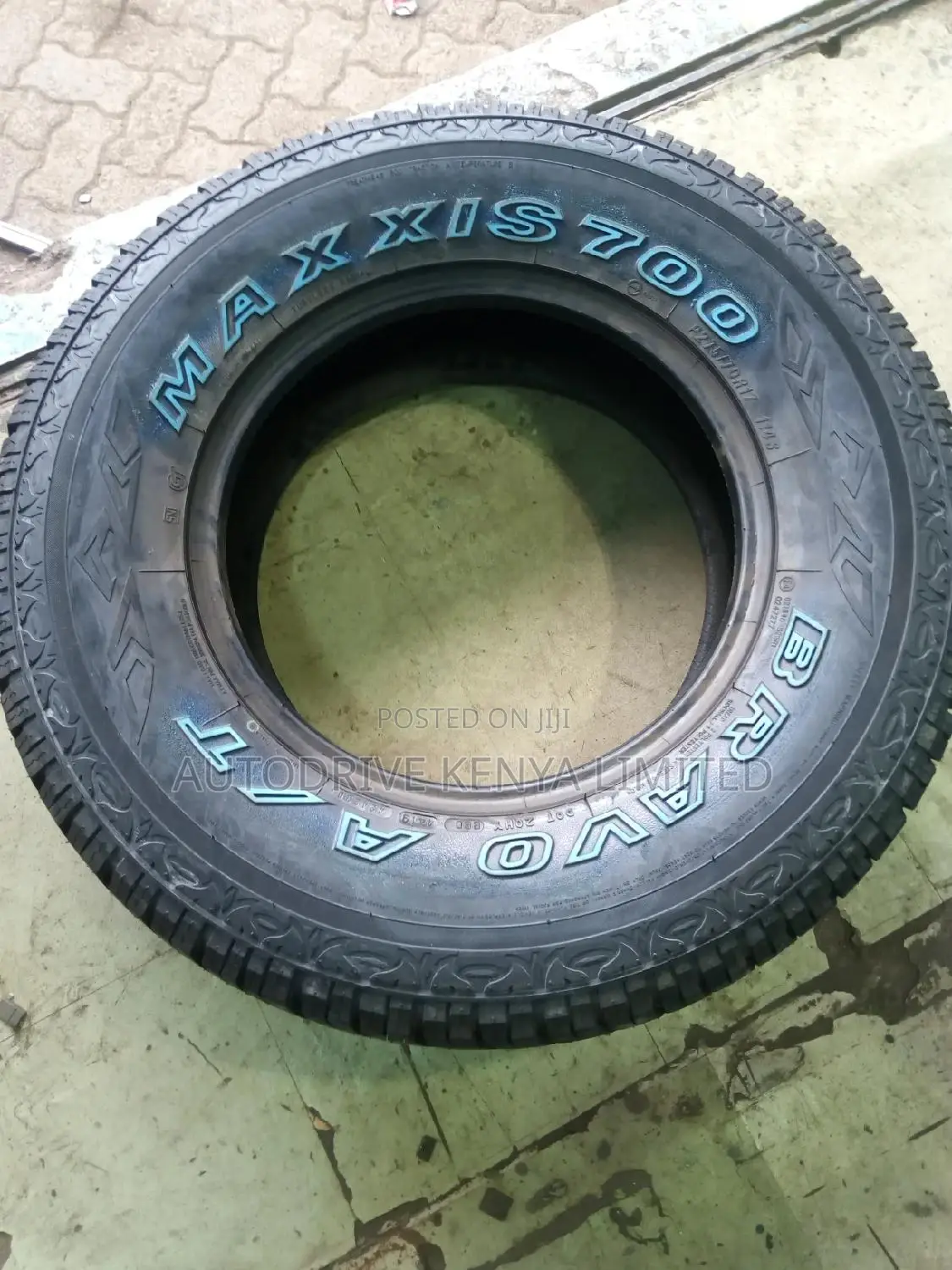 Maxxis 275/70r17