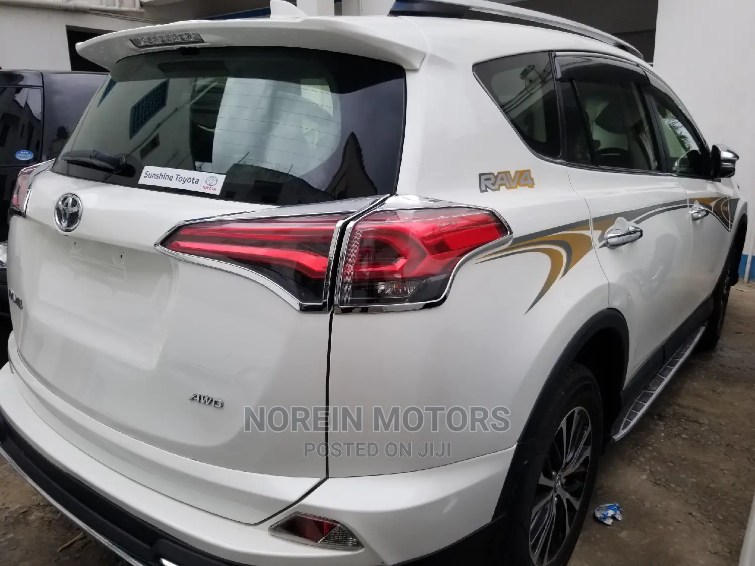 Toyota RAV4 2015 White