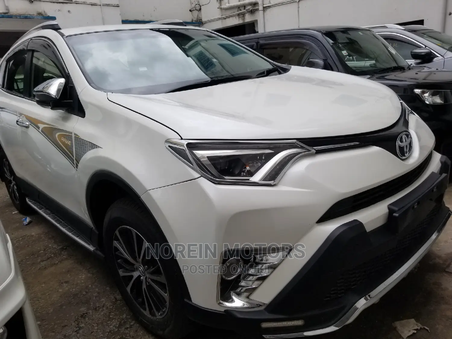 Toyota RAV4 2015 White