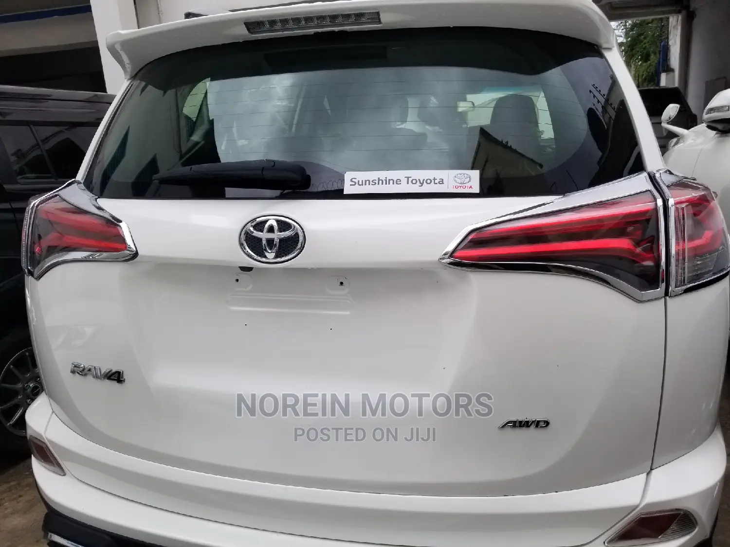 Toyota RAV4 2015 White