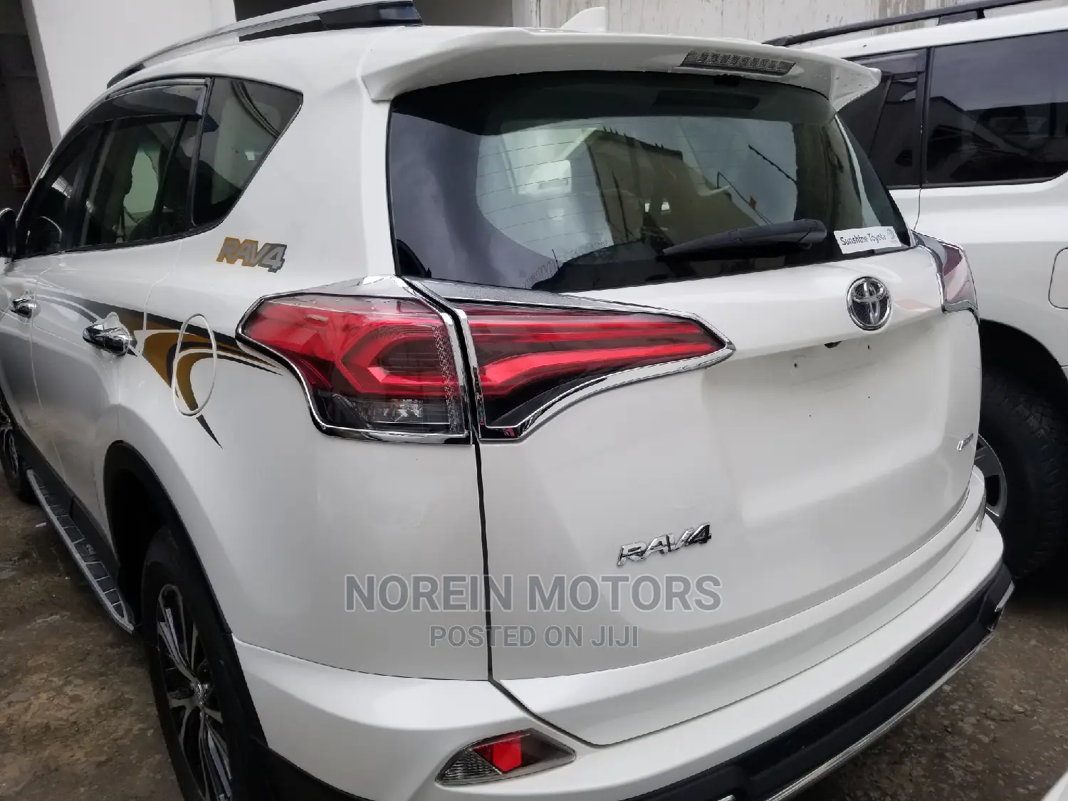 Toyota RAV4 2015 White