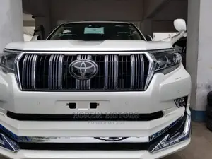Toyota Land Cruiser Prado 2016 White