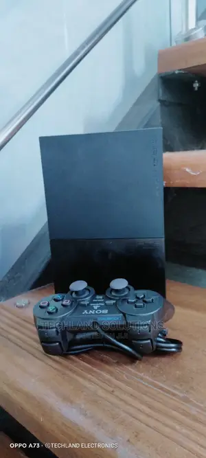 Chipped Ps2 With 10games