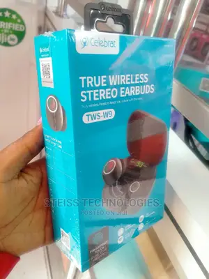 Celebrat Earbuds