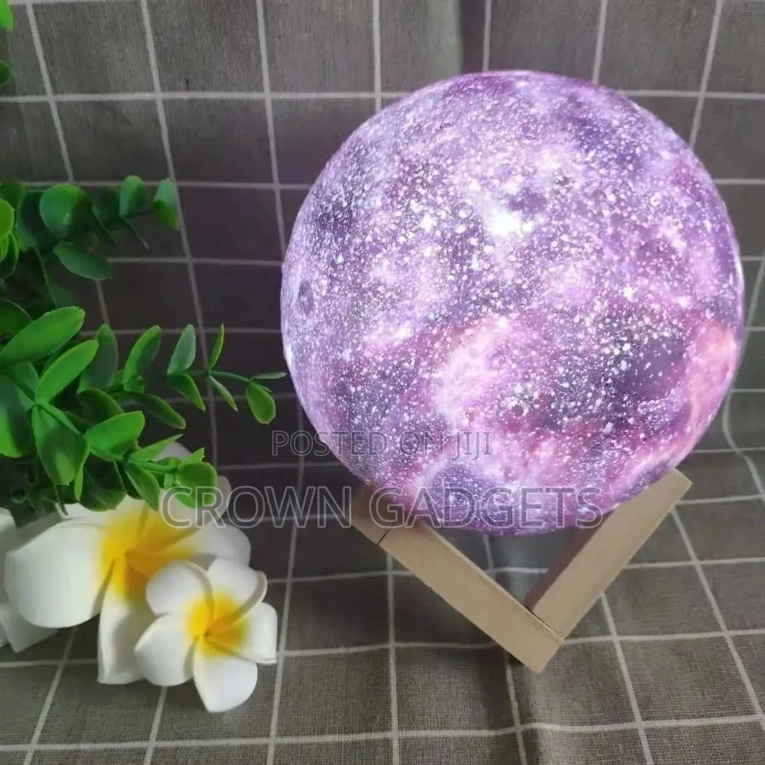Simulation 3D Moon Night Light, 3 Leds USB Rechargeable Moon