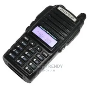 Baofeng Uv-82 Dual Band Handheld Transceiver Radio Walkie T