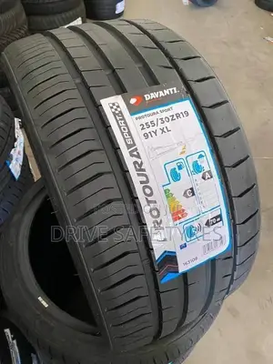 255/30 ZR19 Davanti Tyres Made in China