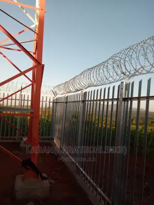 Electric Fence With Installation