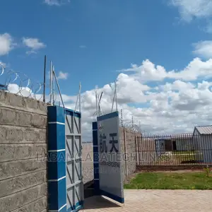 Electric Fence With Razor or Without