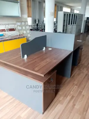 Executive 4 Way Workstation