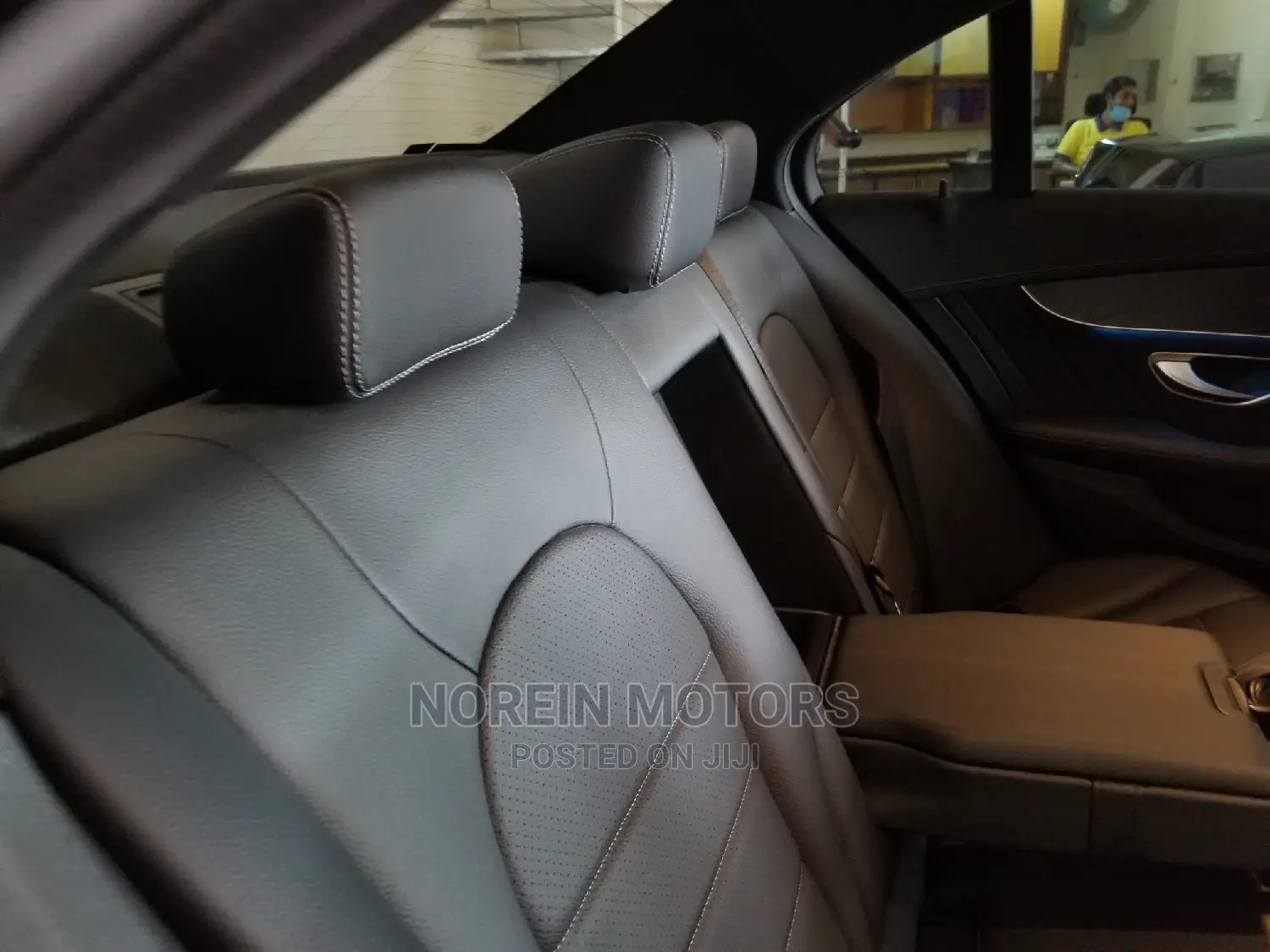 Mercedes-Benz C200 2014 Black