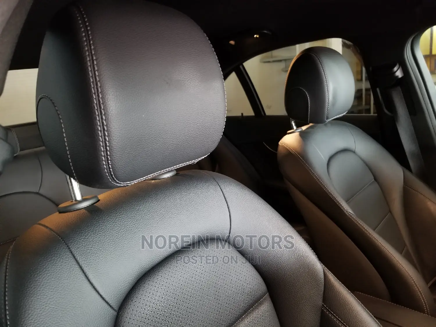 Mercedes-Benz C200 2014 Black