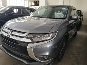 Mitsubishi Outlander 2014 Silver