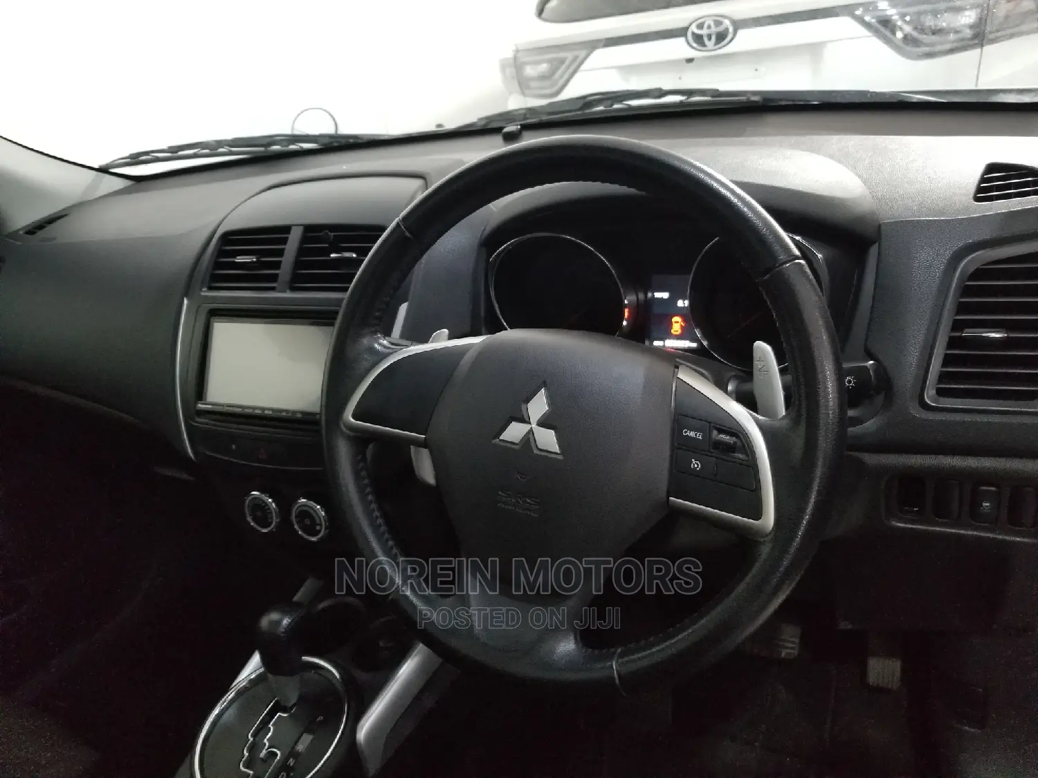 Mitsubishi RVR 2015