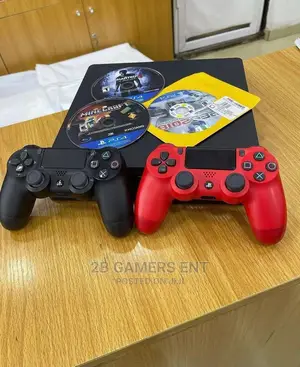 Playstation 4 Slim, EX UK! 