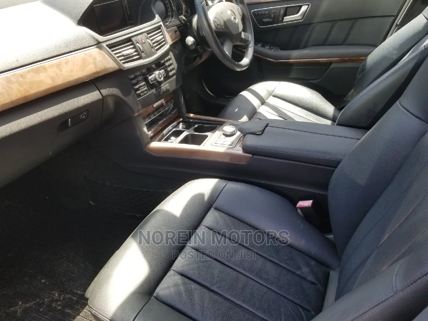Mercedes-Benz E200 2013 Silver