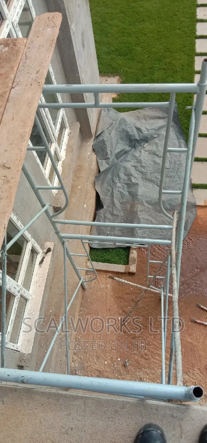 Lease Oof Construction Ladders and Scaffolds