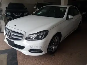 Mercedes-Benz E300 2015 White