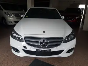 Mercedes-Benz E300 2015 White