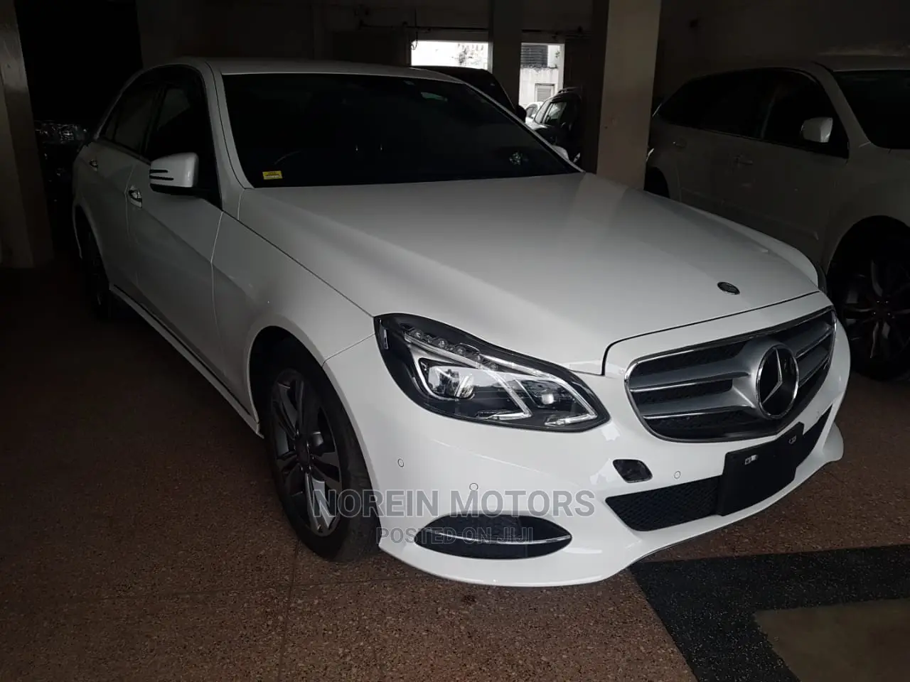Mercedes-Benz E300 2015 White