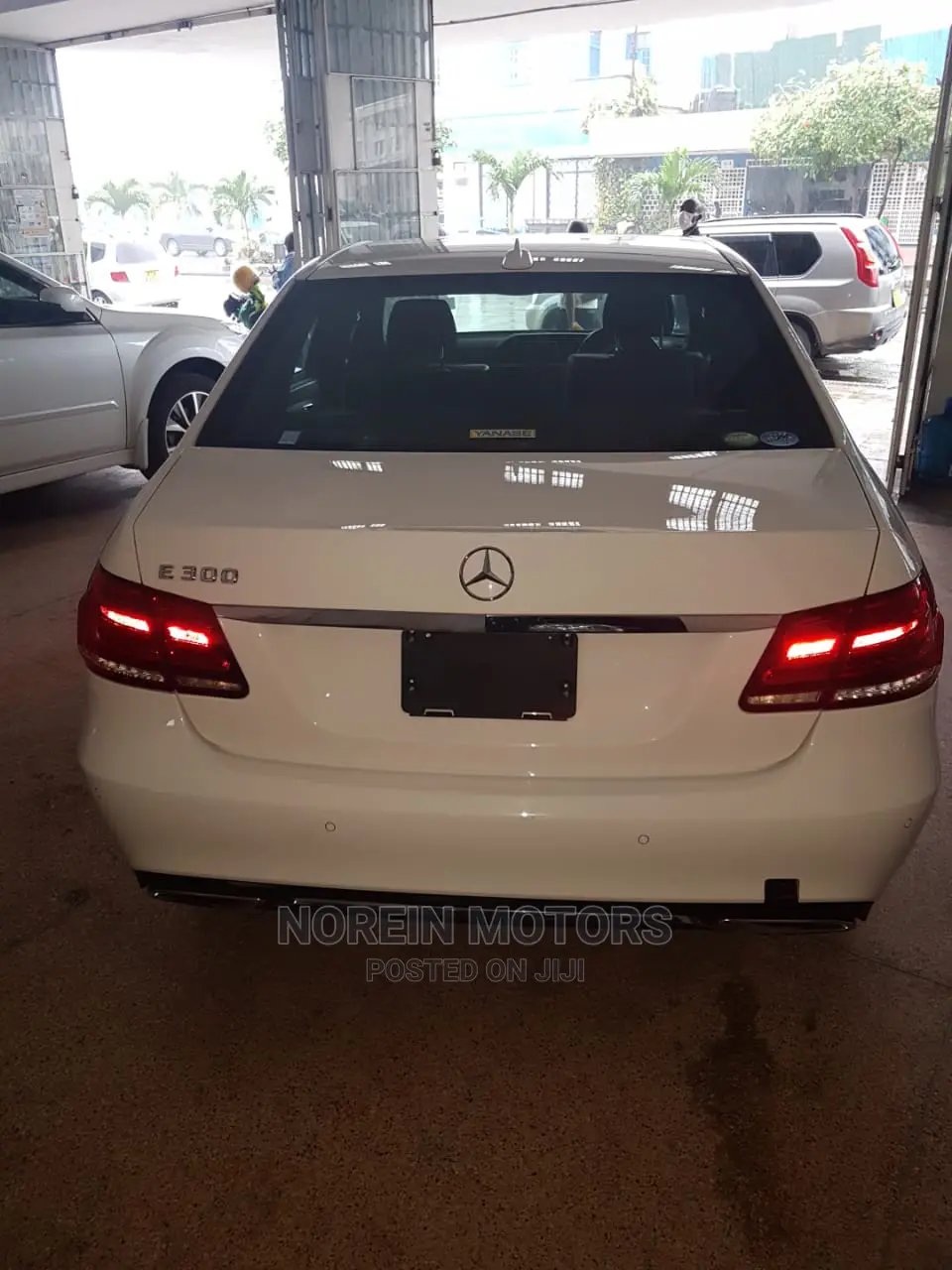 Mercedes-Benz E300 2015 White